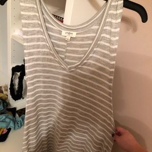 Umgee grey and white tunic tank top flowy